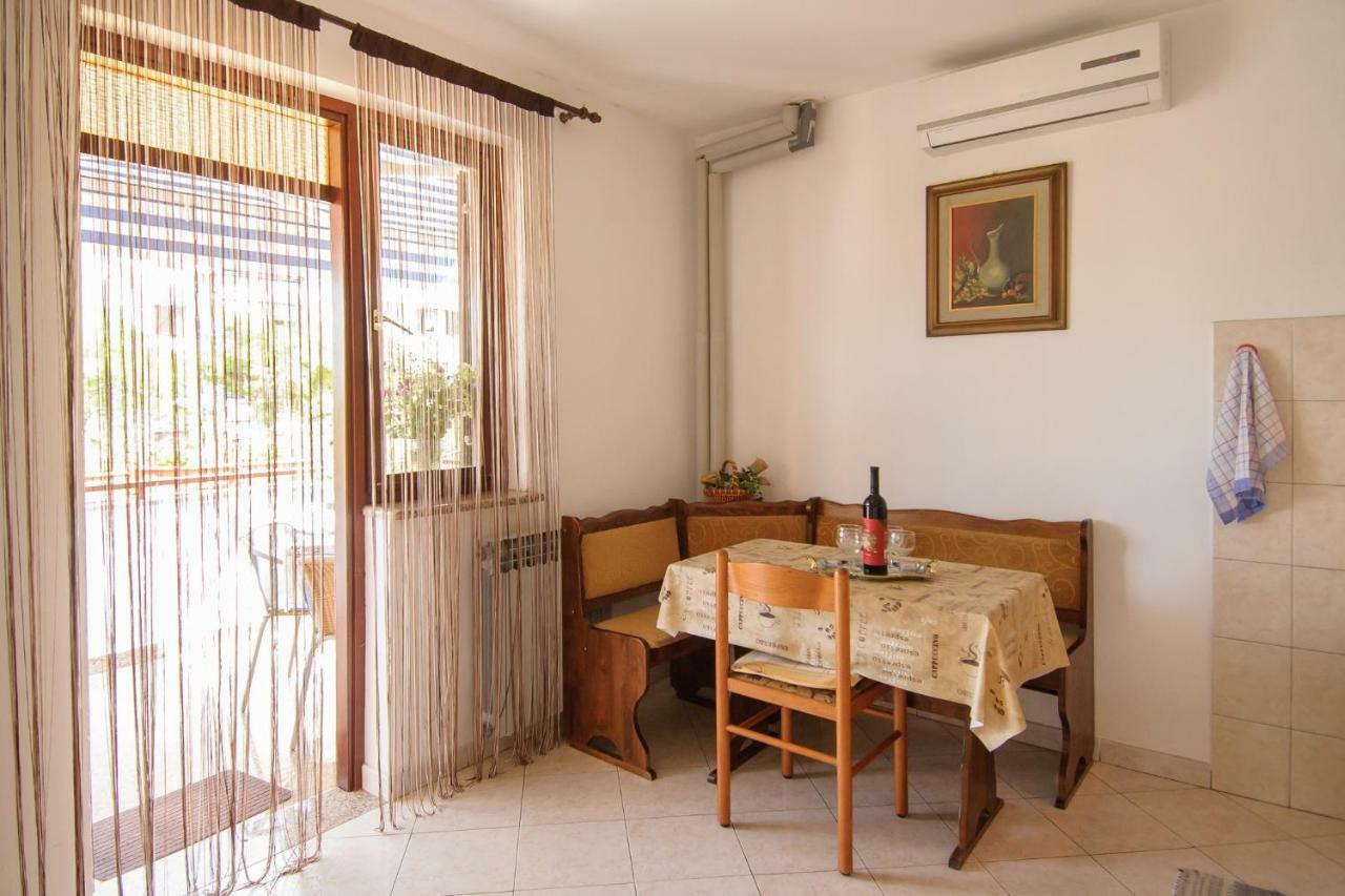 Apartments Nives Porec Luaran gambar