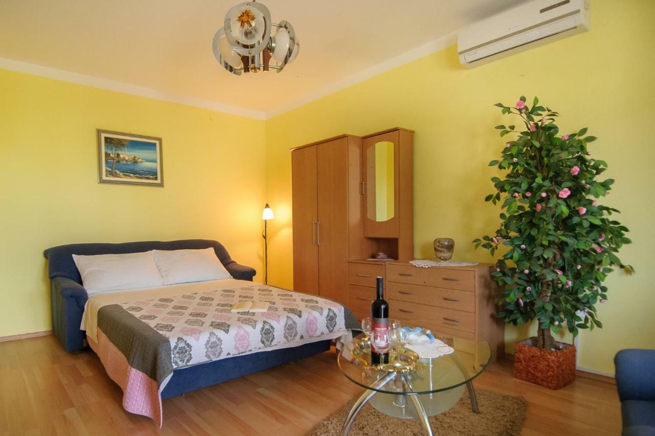 Apartments Nives Porec Luaran gambar