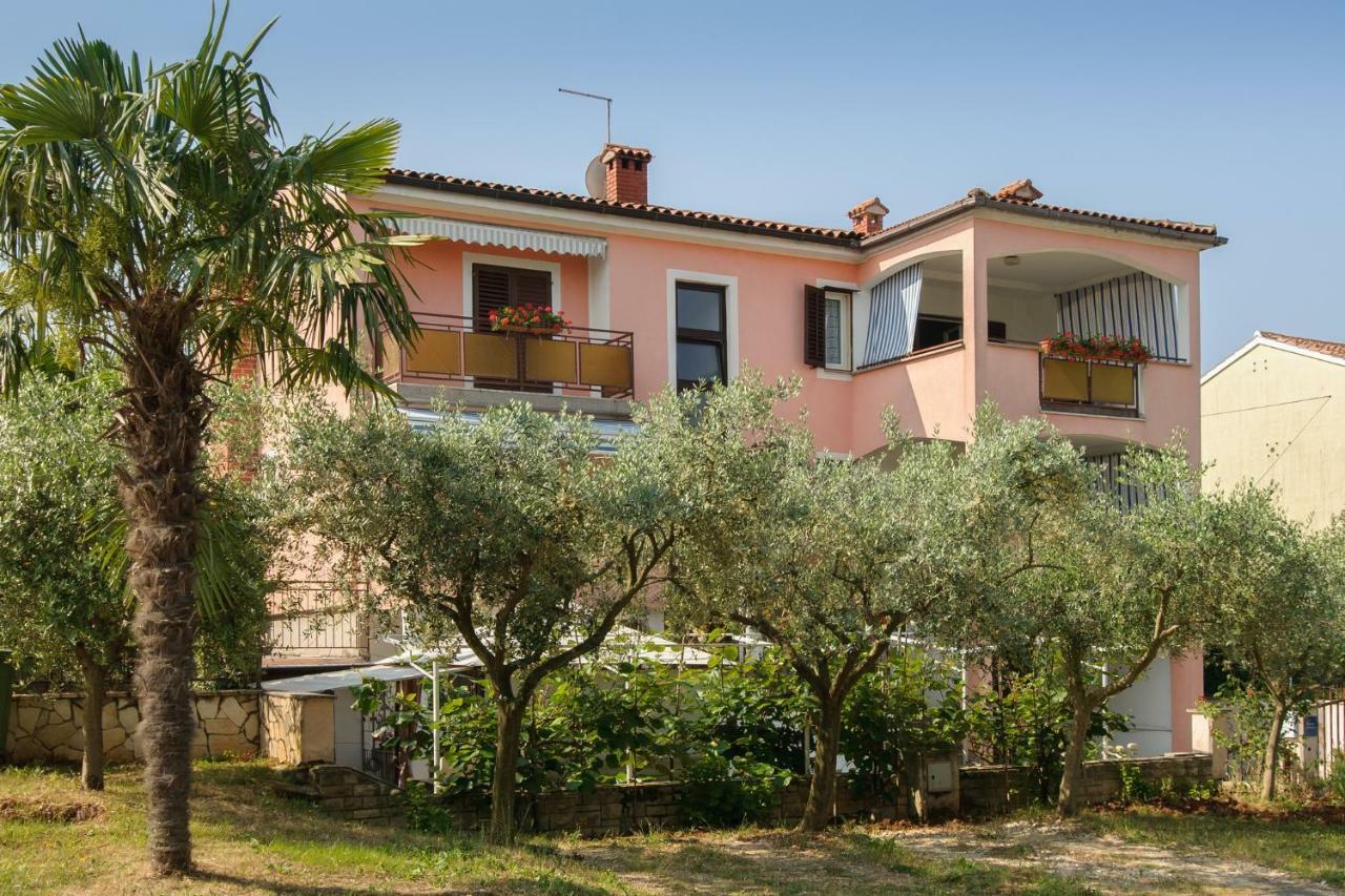 Apartments Nives Porec Luaran gambar